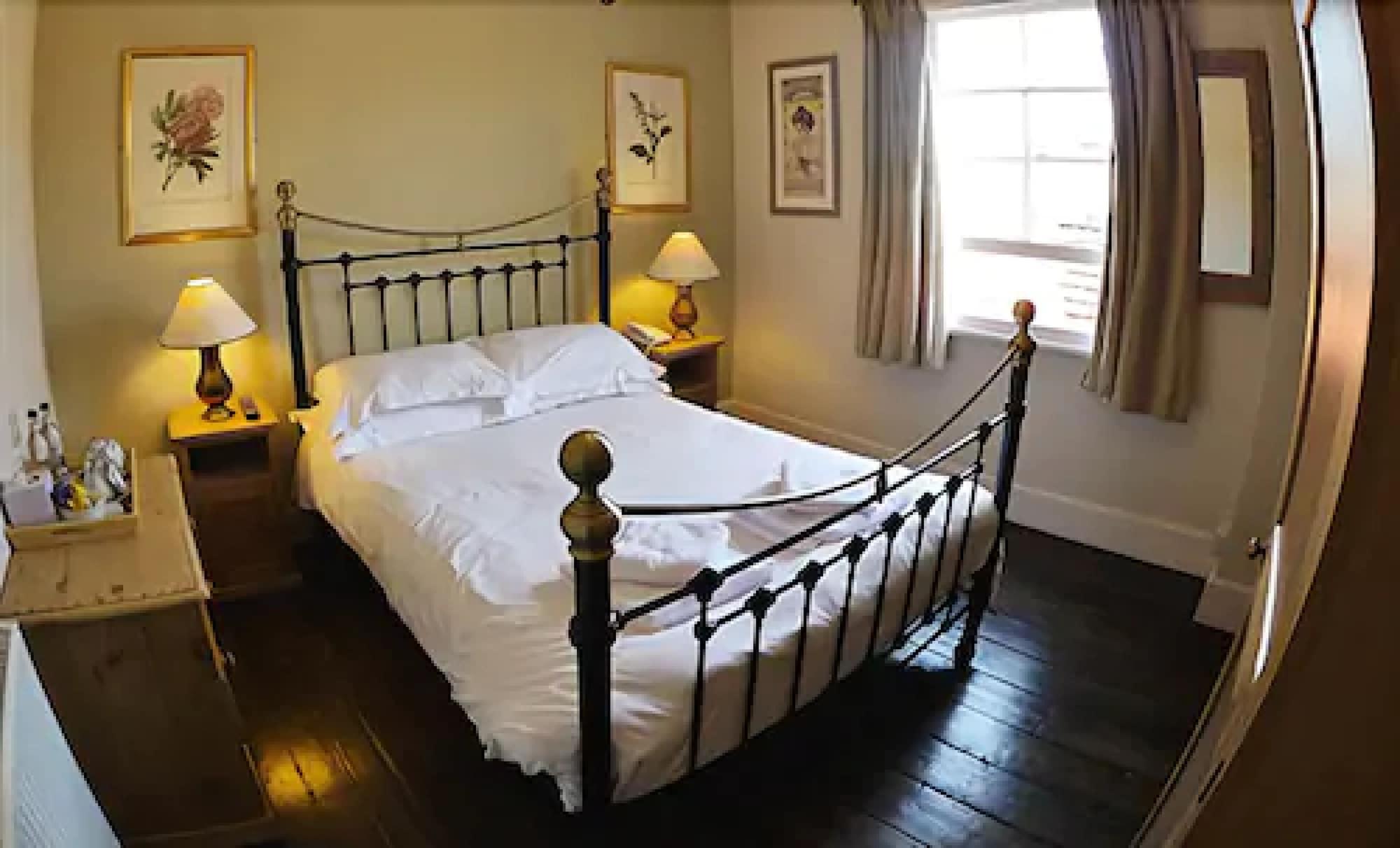 The White Hart Inn وينشكومبي المظهر الخارجي الصورة
