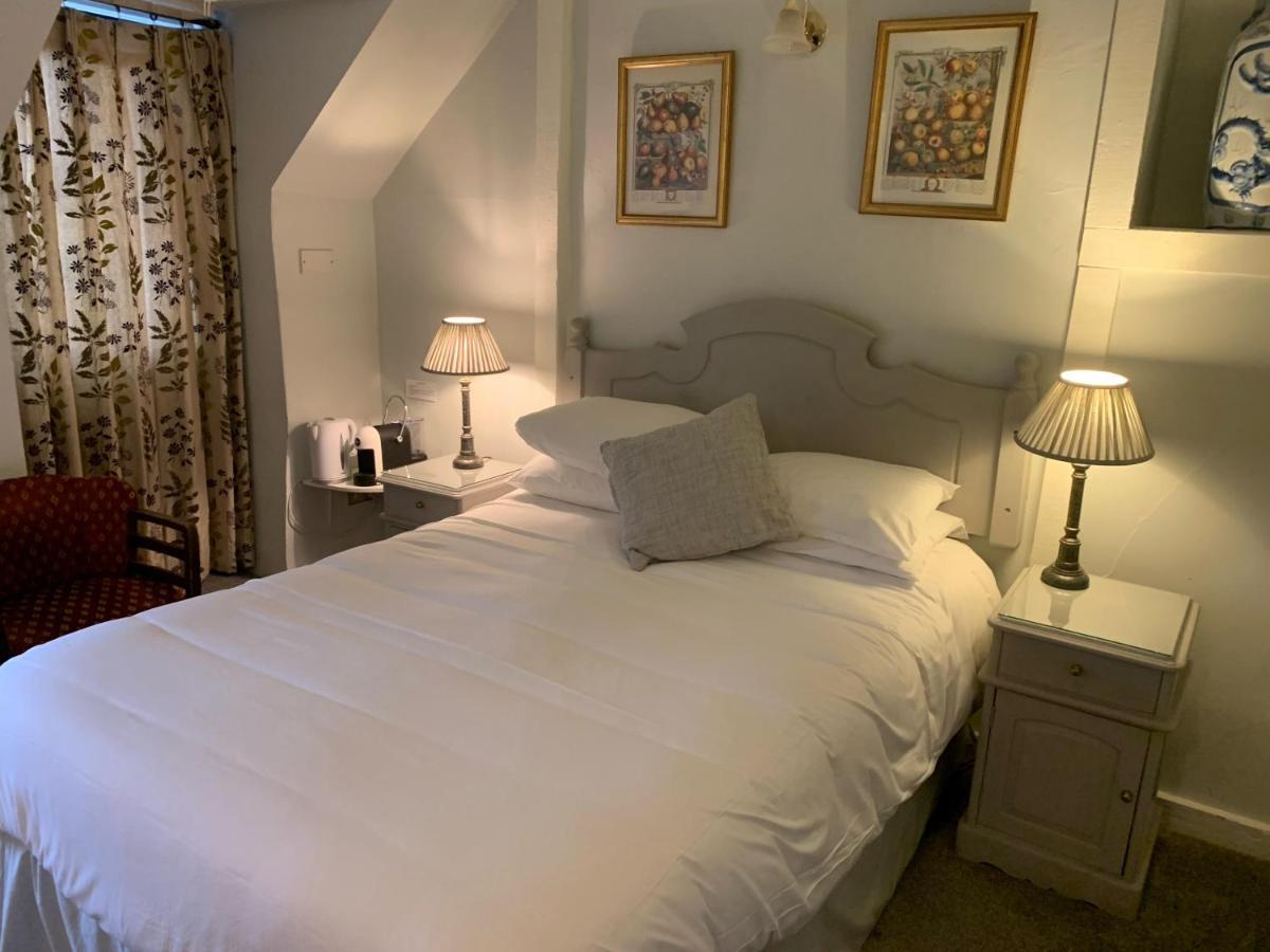 The White Hart Inn وينشكومبي المظهر الخارجي الصورة