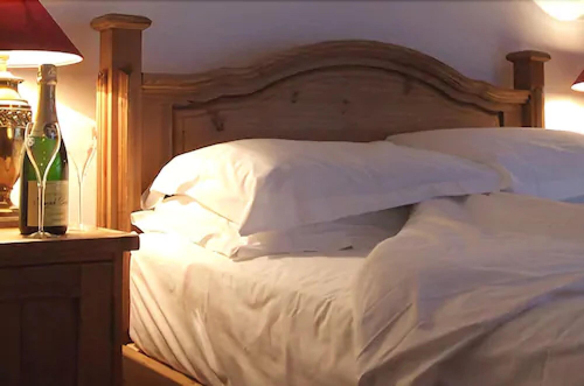 The White Hart Inn وينشكومبي المظهر الخارجي الصورة