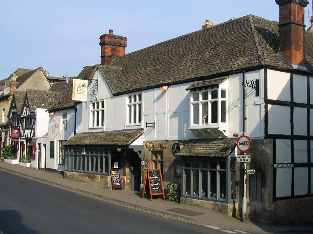 The White Hart Inn وينشكومبي المظهر الخارجي الصورة